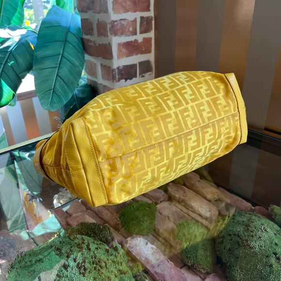 FENDI Zip Top Yellow FF Nylon Vintage Tote - Picture 6 of 16